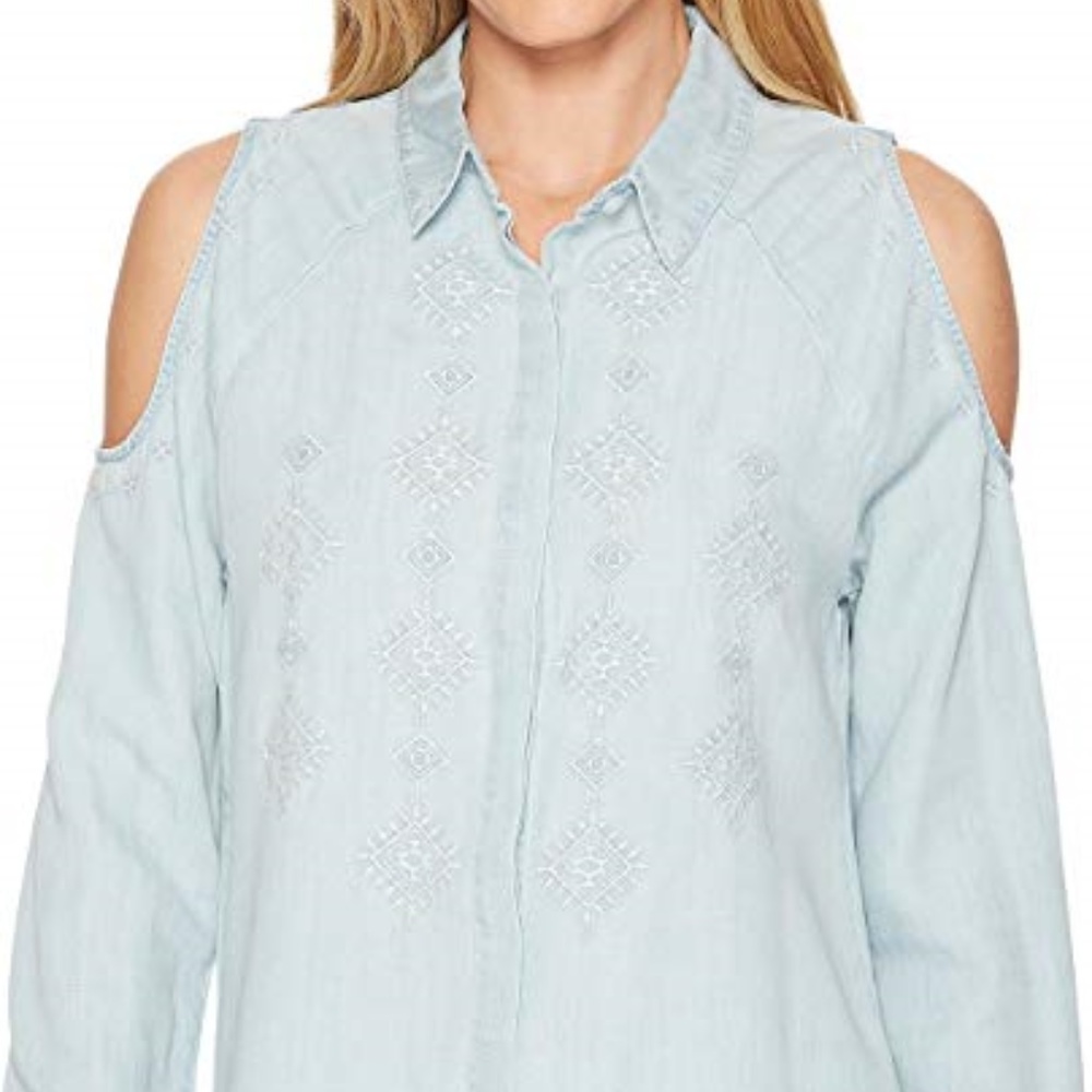 Miss Me Women's Cold Shoulder Embroidered Chambray*